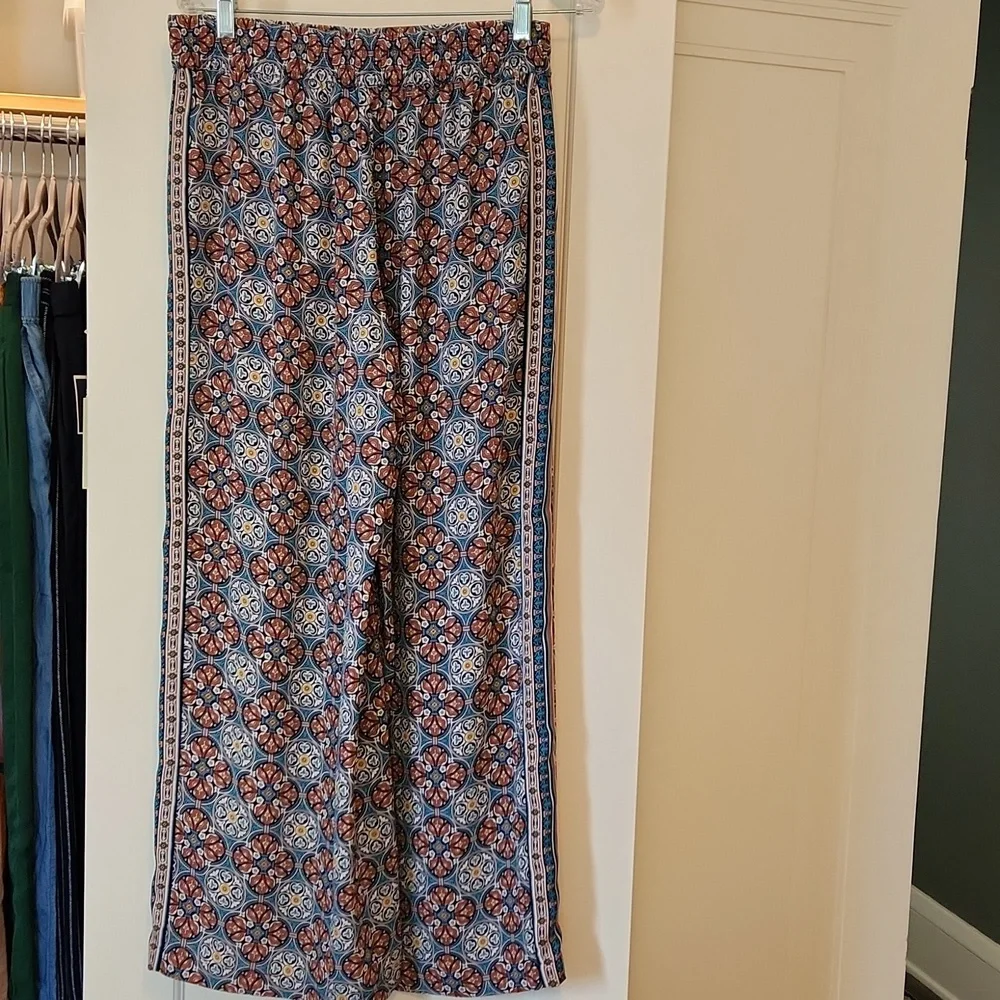 Max Studio Multicolor Patterned Pants - Picture 2 of 6